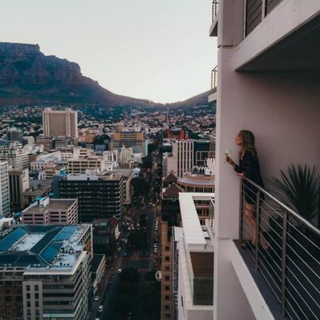 "Lykke On Bree" - Unique Apartment With Stunning Table Mountain Views Cape Town Bagian luar foto
