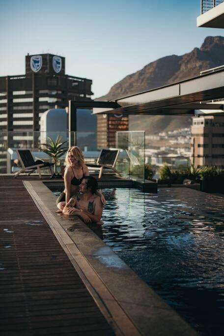 "Lykke On Bree" - Unique Apartment With Stunning Table Mountain Views Cape Town Bagian luar foto